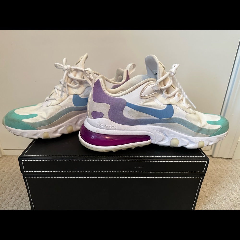 Nike Women’s 270 React